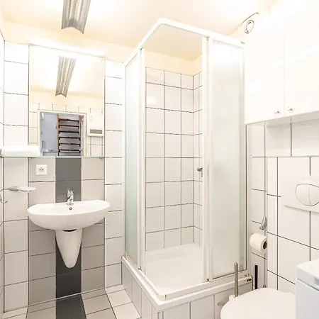 Rentplanet - Garbarska *